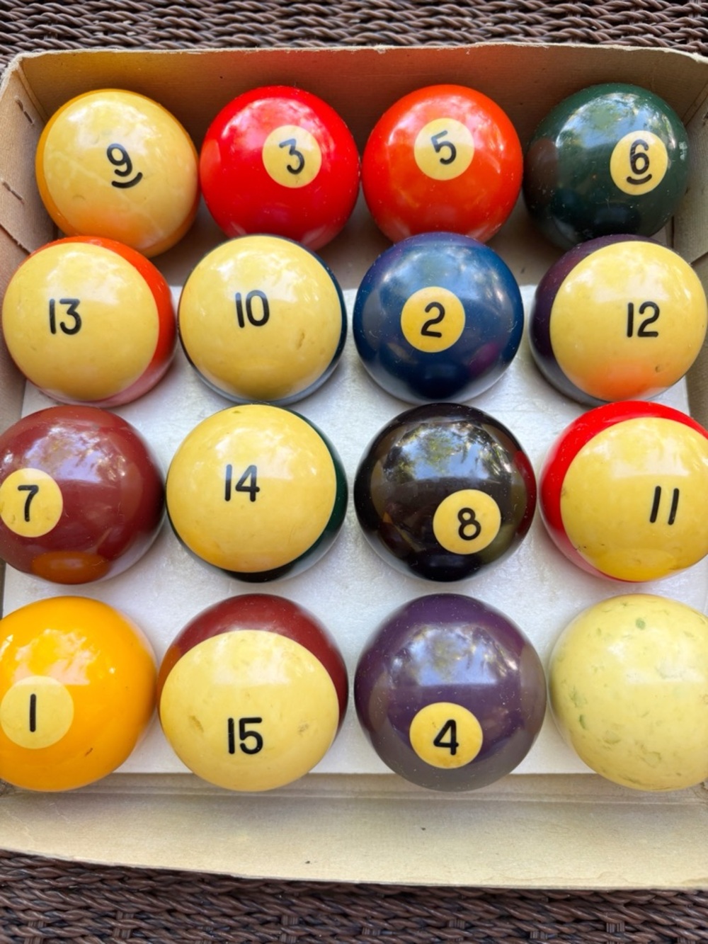 Vintage Belgian Billiard Pool Balls 2 1/4" Made in Belgium Set in Original Box